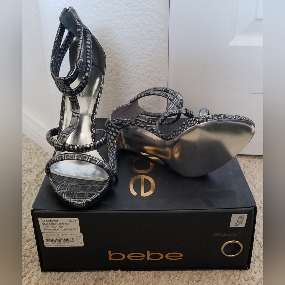 Bebe - Picture 2 of 3